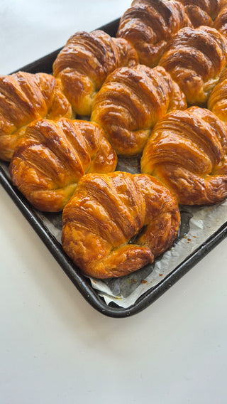 MEDIALUNAS/PASTRIES 6 units